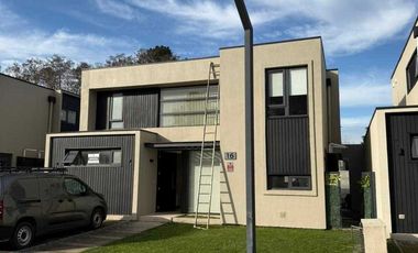 Casa en arriendo en LOS ANGELES