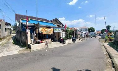 Rumah Cantik di Layung Sari