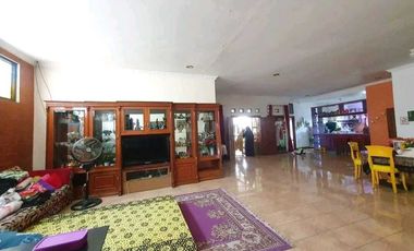 Rumah Cantik di Layung Sari