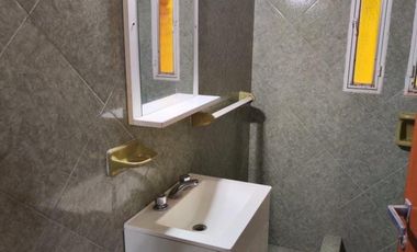 ALQUILER DE DEPARTAMENTO 3 AMBIENTES CON COCHERA DESCUBIERTA - MONTEGRANDE - SOLO 2 PERSONAS