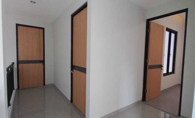 Rumah Mewah 2Lantai Semi Furnish Sri Rejeki Semarang Barat