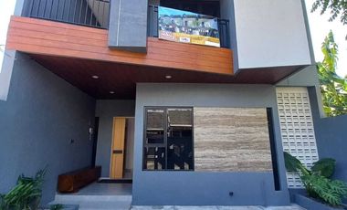 Rumah Mewah 2Lantai Semi Furnish Sri Rejeki Semarang Barat
