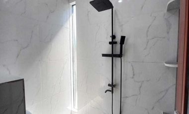 Rumah Mewah 2Lantai Semi Furnish Sri Rejeki Semarang Barat