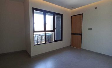 Rumah Mewah 2Lantai Semi Furnish Sri Rejeki Semarang Barat