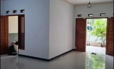 Rumah Pongangan Gresik dekat Gresik Town Square