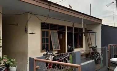 Kontrakan 15 kamar di Jatikramat Indah.