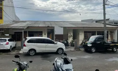 Kontrakan 15 kamar di Jatikramat Indah.