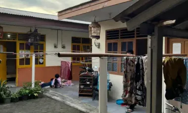 Kontrakan 15 kamar di Jatikramat Indah.