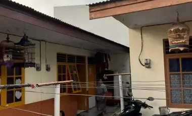 Kontrakan 15 kamar di Jatikramat Indah.