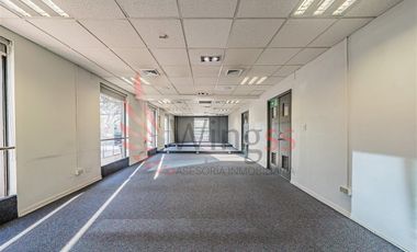 Arriendo Oficina Los Leones Con Estacionamiento