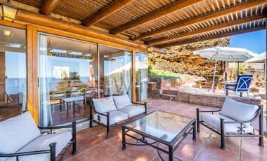 Casa En Venta De 5 Dorm. En Zapallar