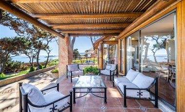 Casa En Venta De 5 Dorm. En Zapallar