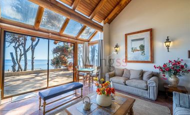 Casa En Venta De 5 Dorm. En Zapallar