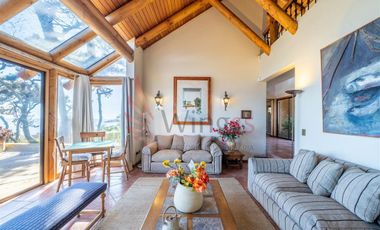 Casa En Venta De 5 Dorm. En Zapallar