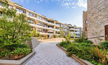 Departamento En Venta De 2 Dorm. En Lo Barnechea