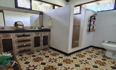 FINCA EN ARRIENDO UBICADA EN RIONEGRO SECTOR EL ANTOJO