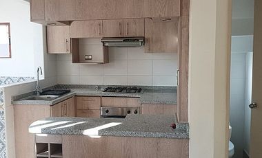 CASA COMO NUEVA EN CONDOMINIO A CUADRAS DEL CENTRO