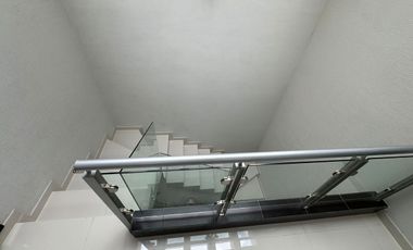 CASA AMUEBLADA EN RENTA EN FRESNOS TRES MARIAS, MORELIA