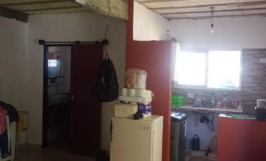 Casa en venta - 2 Dormitorios 1 Baño - Villa Garibaldi