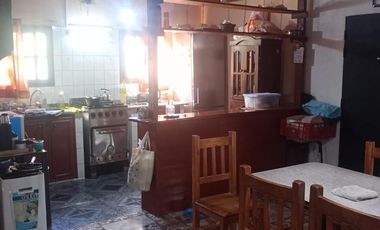 Casa en venta - 2 Dormitorios 1 Baño - Villa Garibaldi