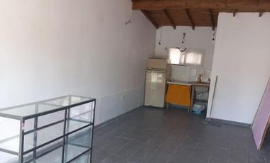 LOCAL EN VENTA CON FINANCIACION EN  MAR DE AJO CALLE TUCUMAN