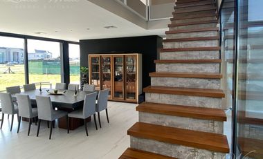 Casa en venta en La Providencia Canning