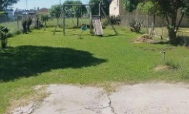 Casa en venta - 2 Dormitorios 1 Baño - Santa Clara del Mar