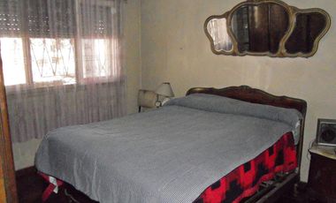 VENTA CHALET 3 AMBIENTES EN CARAPACHAY