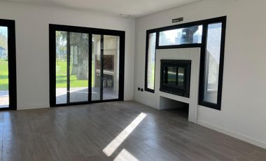 Canning Casa Venta Saint Thomas Este 7 Ambientes Canning