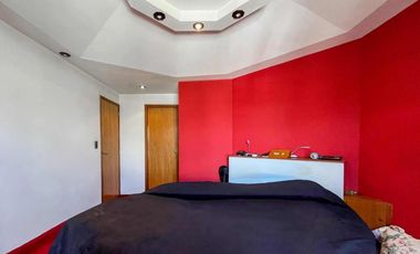 Casa en venta - 4 Dormitorios 4 Baños - La Plata