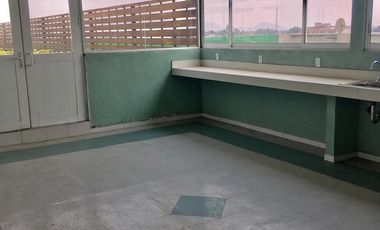 Oficina acondicionada 900m2 Granjas Mexico