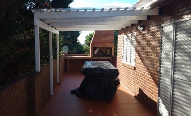 PH en venta - 3 Dormitorios 2 Baños - Santa Teresita