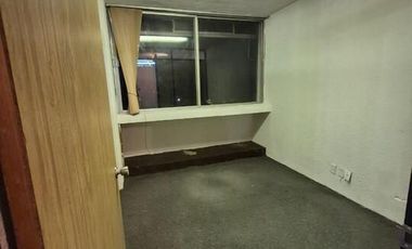 OFICINA A UNOS PASOS DEL EX TOREO DE 4 CAMINOS