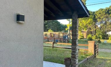 Casa en venta - 2 Dormitorios 1 Baño - 525Mts2 - Nueva Atlantis