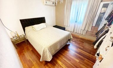 Casa en venta - 3 Dormitorios 3 Baños - Cochera - 340Mts2 - Canning