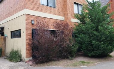 Casa en venta - 3 Dormitorios 3 Baños - Cochera - 340Mts2 - Canning