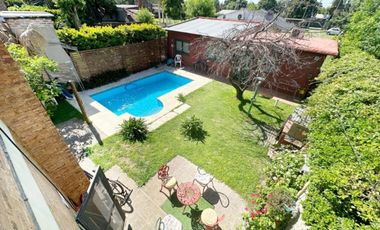 Casa en venta - 3 Dormitorios 3 Baños - Cochera - 340Mts2 - Canning