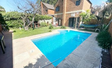 Casa en venta - 3 Dormitorios 3 Baños - Cochera - 340Mts2 - Canning