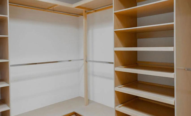 VENTA DE CASA EN ABADIA RANCHO SANTA EN MONICA