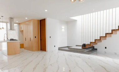 VENTA DE CASA EN ABADIA RANCHO SANTA EN MONICA