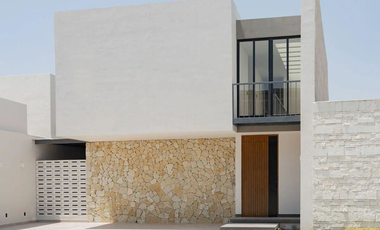 VENTA DE CASA EN ABADIA RANCHO SANTA EN MONICA