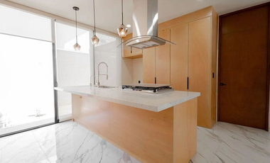 VENTA DE CASA EN ABADIA RANCHO SANTA EN MONICA