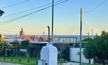 Casa en venta - 3 Dormitorios 2 Baños - 123Mts2 - Mar del Plata