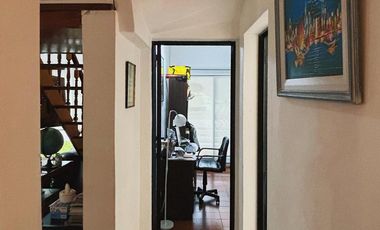 Casa en venta - 3 Dormitorios 2 Baños - Cochera - Berazategui