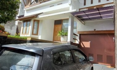 rumah mewah 2 lantai semi furnished di pasteur bandung