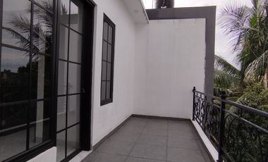 Rumah Baru Modern Classic Dalam Townhouse Jagakarsa Jakartaselatan