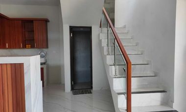 DiJual Rumah Mewah lantai 2 di kawasan Jl Sedap Malam Dekat Sanur