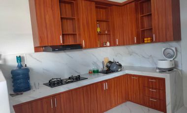 DiJual Rumah Mewah lantai 2 di kawasan Jl Sedap Malam Dekat Sanur