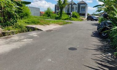 DiJual Rumah Mewah lantai 2 di kawasan Jl Sedap Malam Dekat Sanur