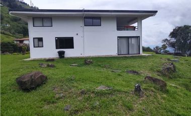 Finca En Copacabana En Parcelación